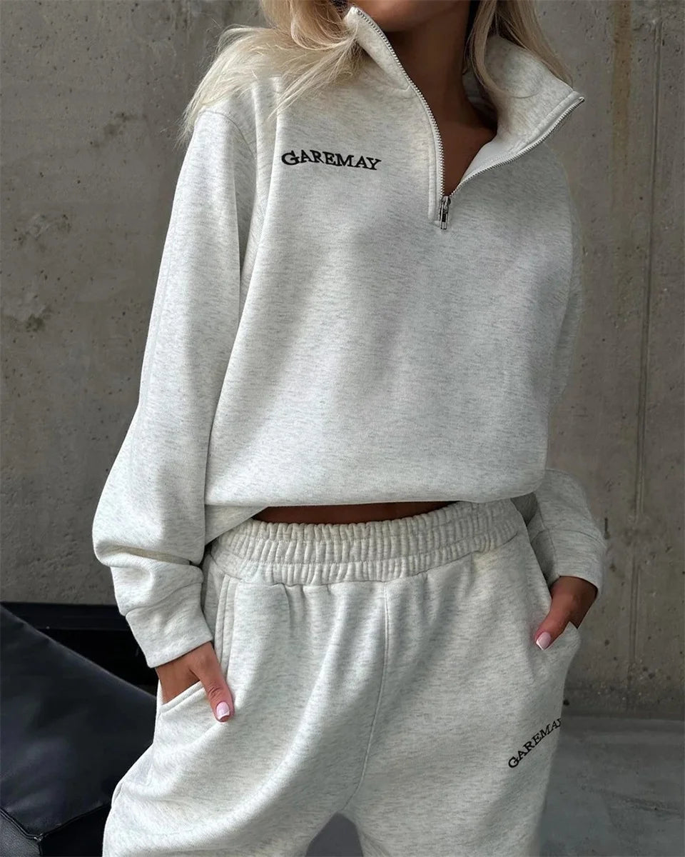 Women’s Tracksuit Set – Cotton Zipper Top & Classic Trousers