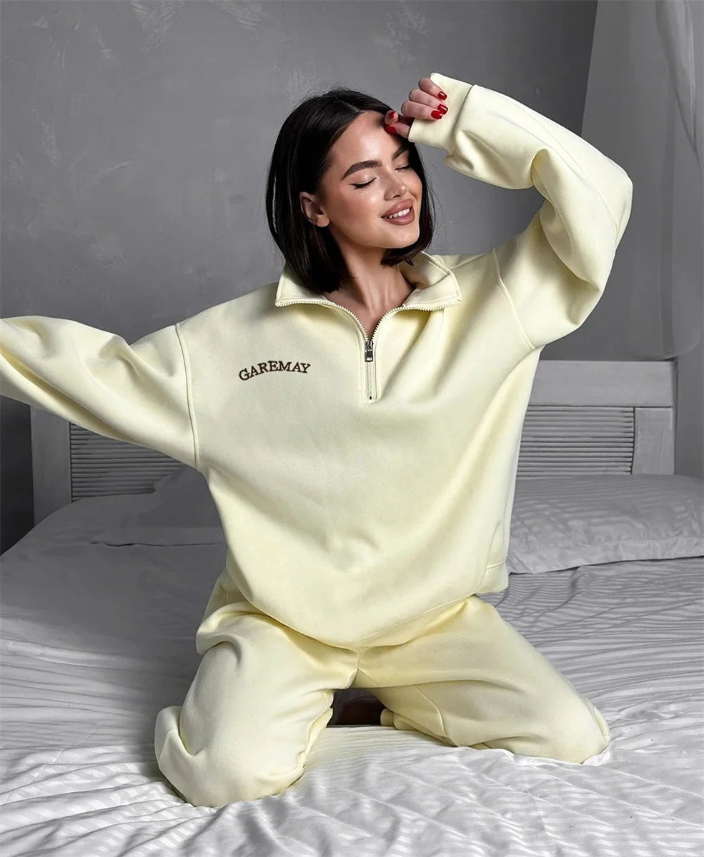 Women’s Tracksuit Set – Cotton Zipper Top & Classic Trousers