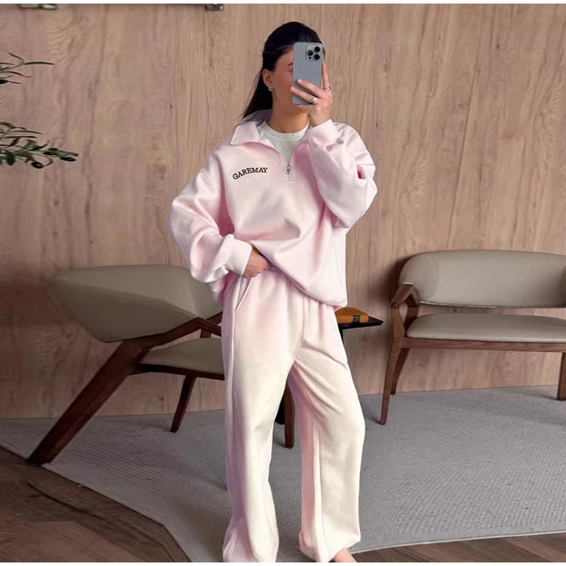 Women’s Tracksuit Set – Zipper Top & Straight Pants 2025