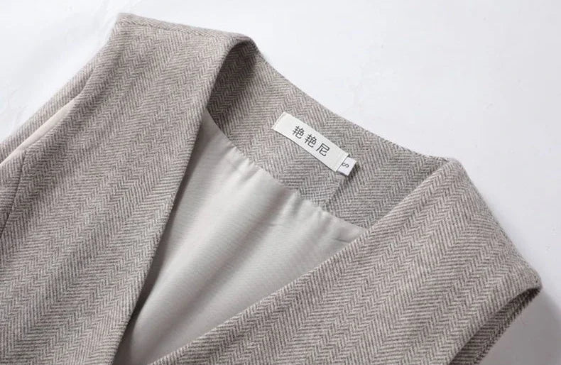 Women’s Slim Fit Wool Vest – Elegant V-Neck Waistcoat