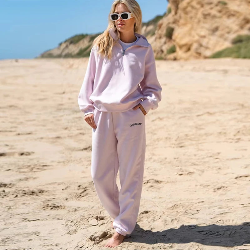 Women’s Tracksuit Set – Zipper Top & Straight Pants 2025