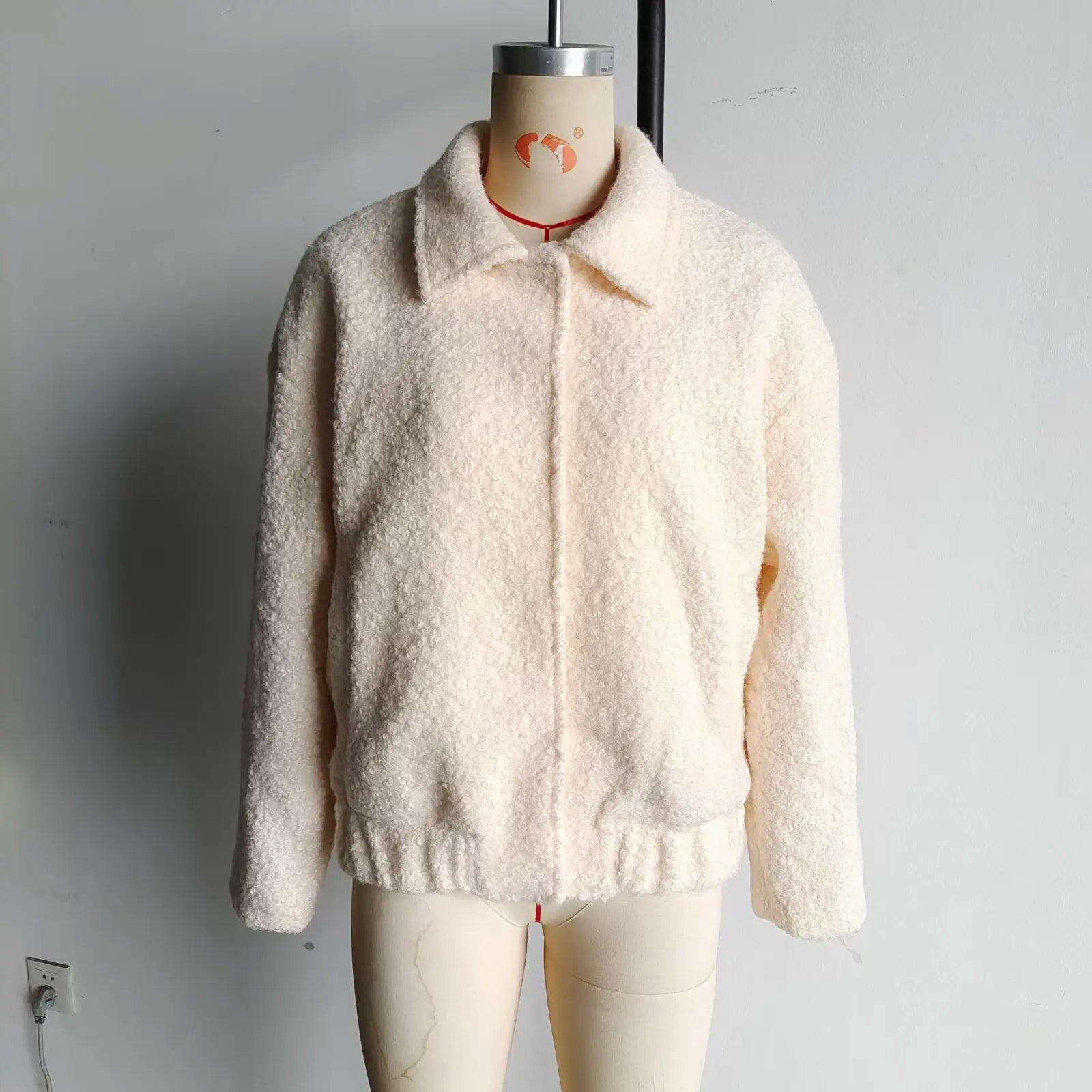 Women’s Winter Coat – Single-Breasted Lapel Jacket